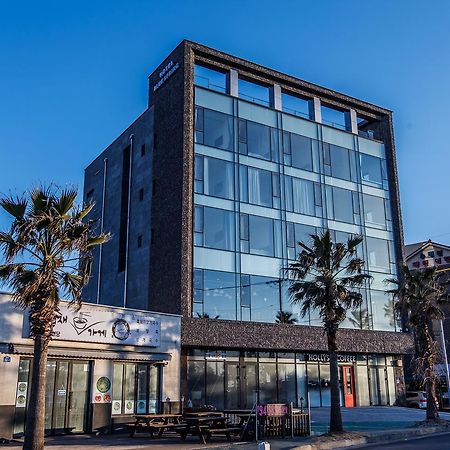 Blue Spring Hotel Jeju Dış mekan fotoğraf
