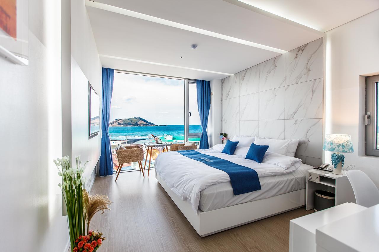Blue Spring Hotel Jeju Dış mekan fotoğraf