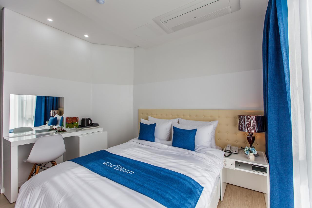 Blue Spring Hotel Jeju Dış mekan fotoğraf