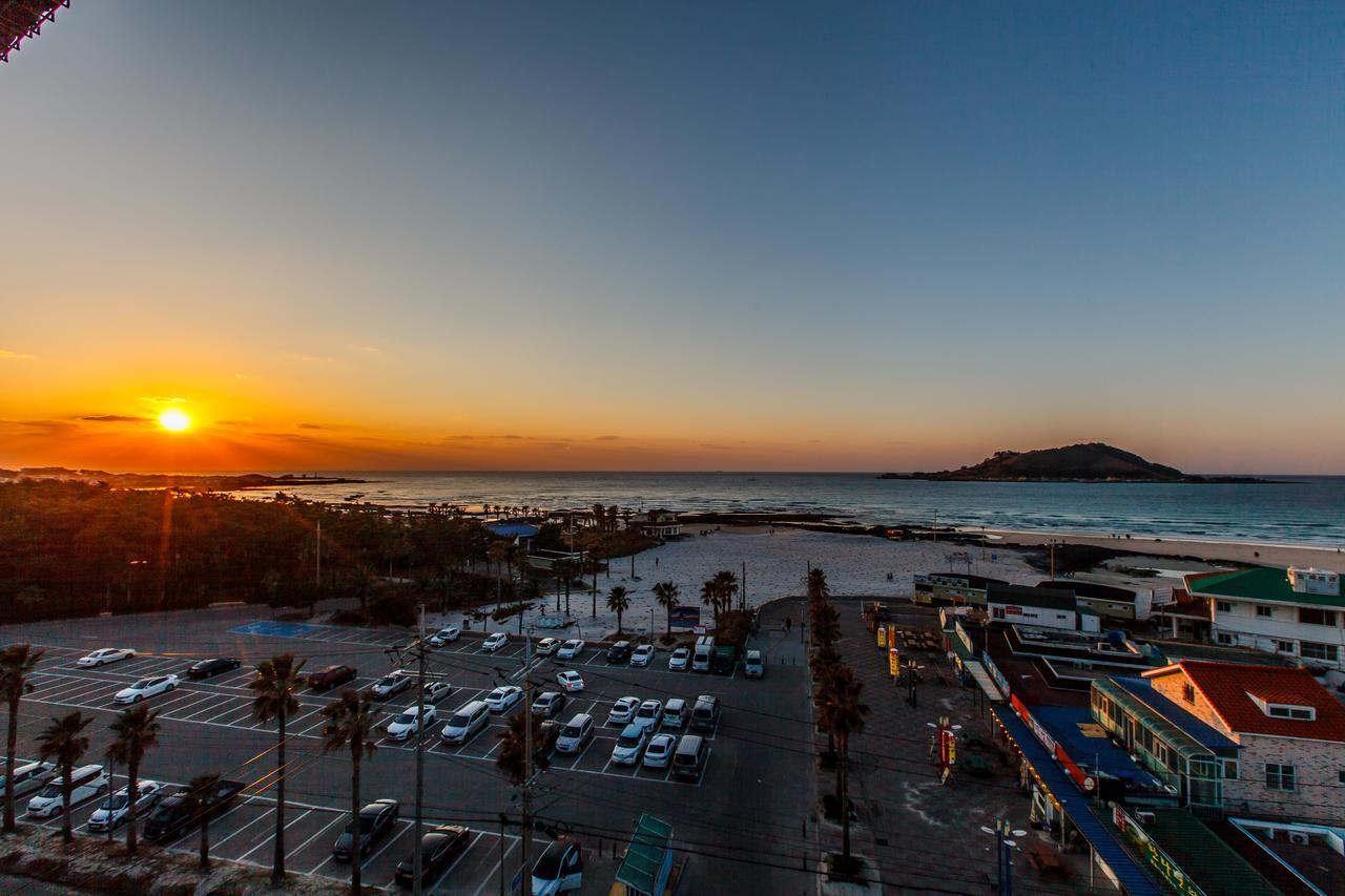 Blue Spring Hotel Jeju Dış mekan fotoğraf